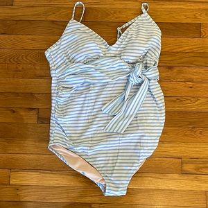 Maternity bathing suit